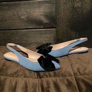 Bandolino Blue Slingback Flats with Black Bow, size 6.5, new without tags